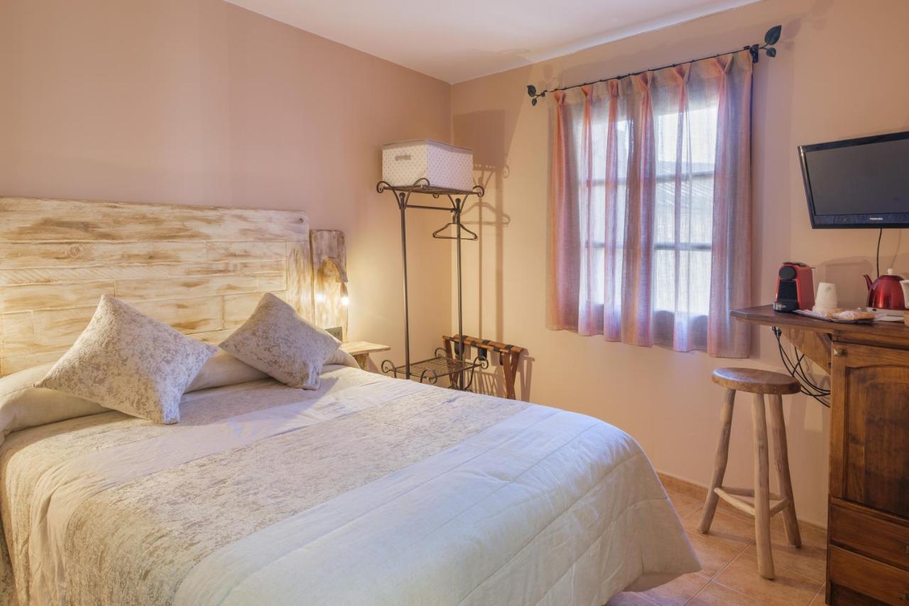 El Rincon De Andrea Apartamentos Биескас Екстериор снимка