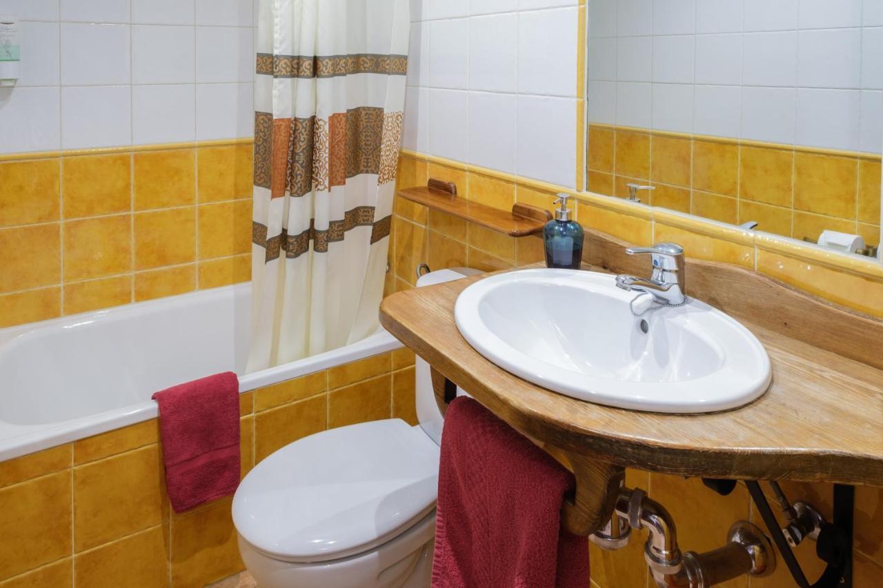 El Rincon De Andrea Apartamentos Биескас Екстериор снимка