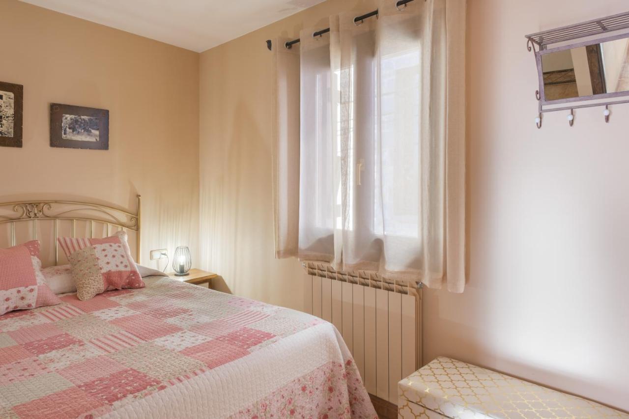 El Rincon De Andrea Apartamentos Биескас Екстериор снимка